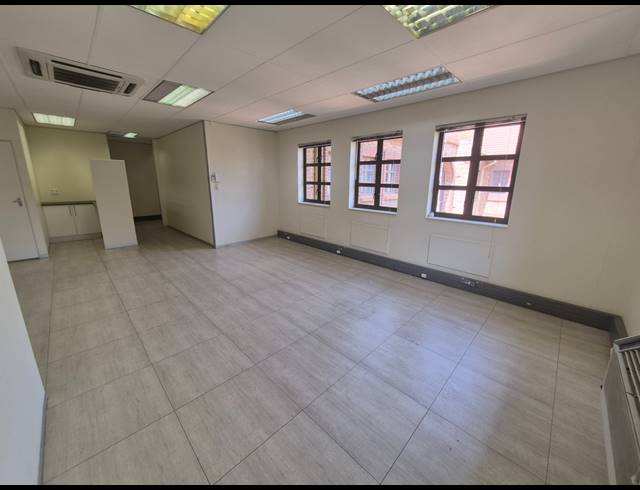 60M² OFFICE TO LET IN RIVONIA